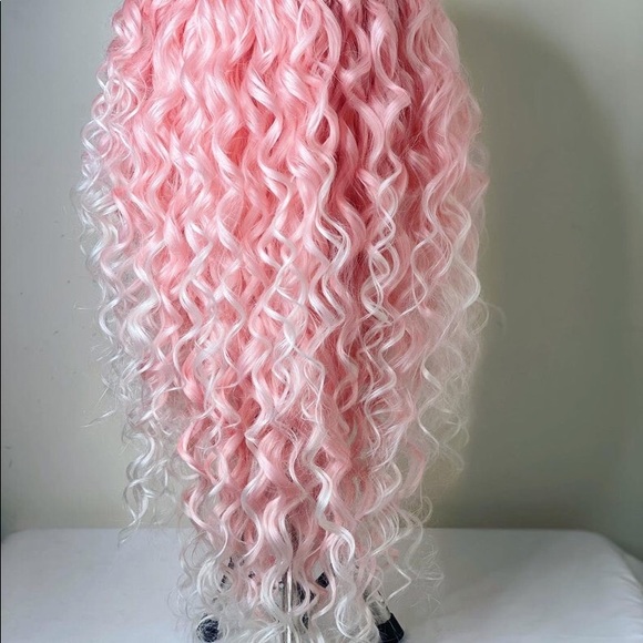 - ?24” CURLY PINK OMBRÉ WIG LACE FRONT WIG? *NEW*